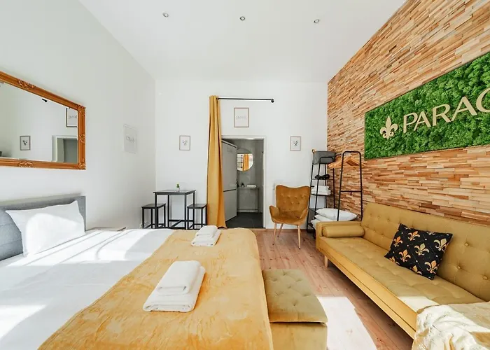 Classy Premium Apartment With Free Parking