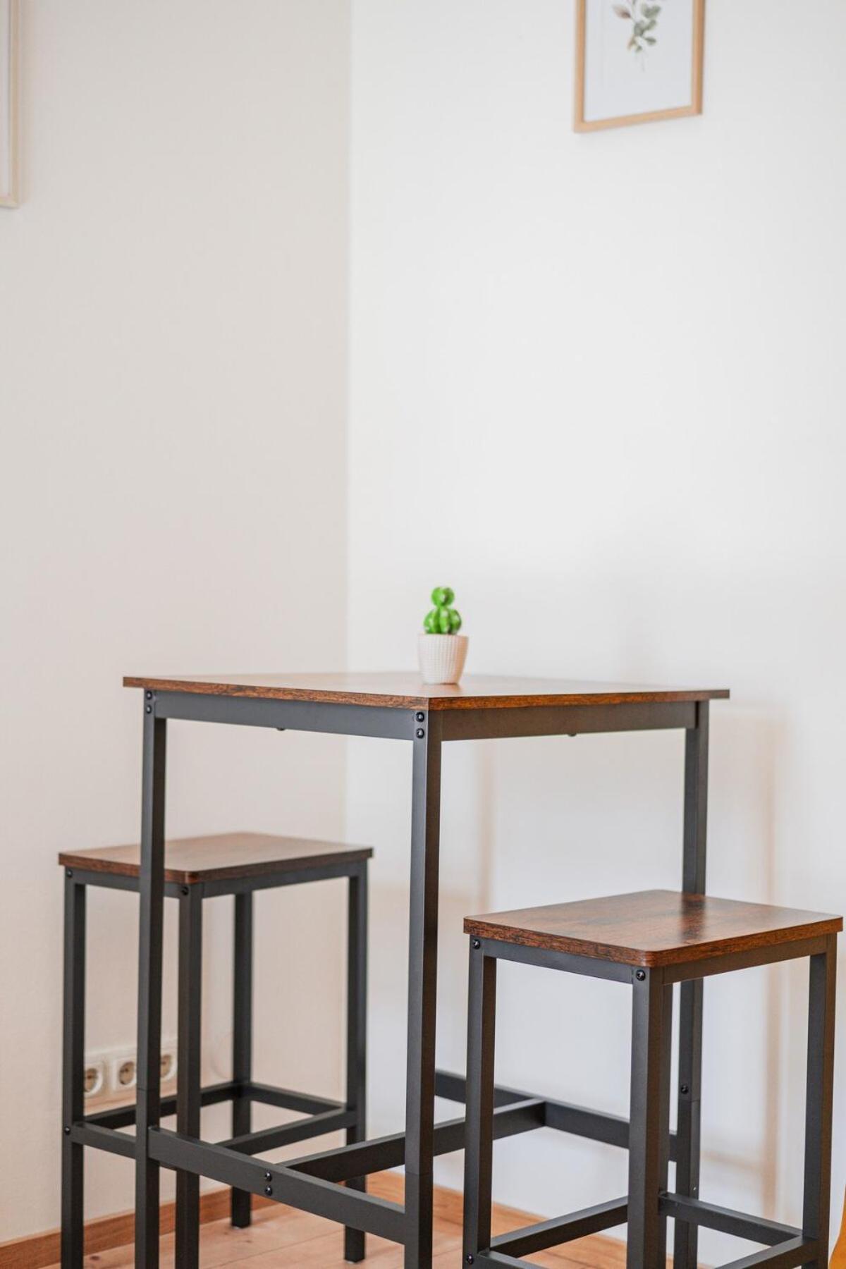 Classy Premium With Free Parking Apartment *